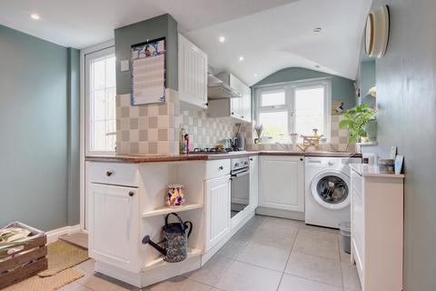 13 Newdigate Road, Harefield, Uxbridge, UB9 6EH