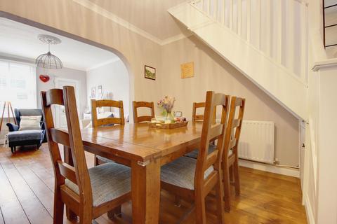 13 Newdigate Road, Harefield, Uxbridge, UB9 6EH