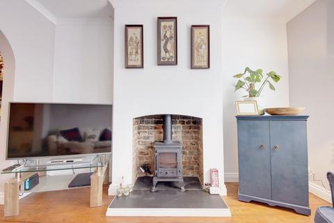 13 Newdigate Road, Harefield, Uxbridge, UB9 6EH