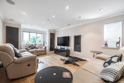 4 Alder Glade, Burghfield Common, Reading, RG7 3HW