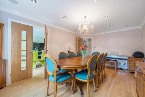 4 Alder Glade, Burghfield Common, Reading, RG7 3HW