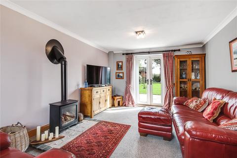 4 bedroom detached house for sale, Lees Road, Laddingford, Maidstone, Kent, ME18