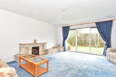 2 bedroom ground floor flat for sale, Oving Road, Chichester, West Sussex