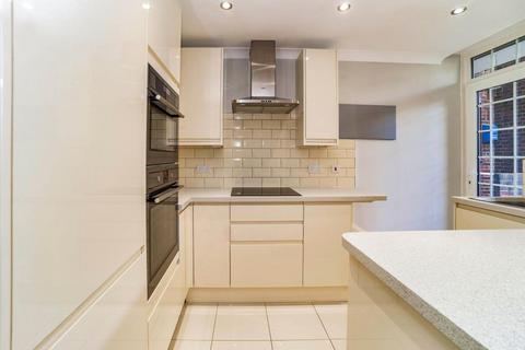 1 bedroom flat for sale, Hampstead,  London,  NW3