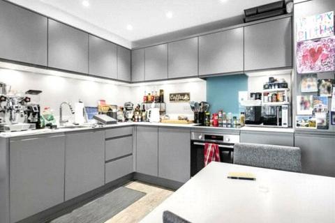 2 bedroom apartment to rent, Silver Street, Reading, Berkshire, RG1