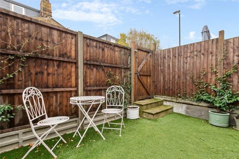 4 bedroom terraced house for sale, Galesbury Road, London, SW18