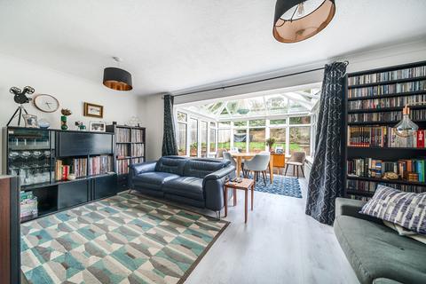 38 Critchmere Lane, Haslemere, GU27 1PT