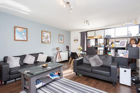1 bedroom apartment for sale, The Gateway, Watford, Hertfordshire, WD18