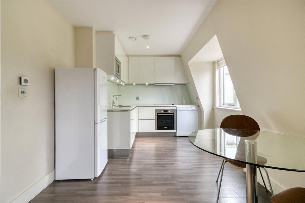 House in London - View 4