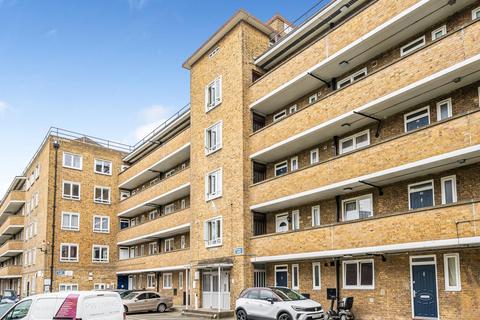 2 bedroom flat for sale, Stockwell Road, London