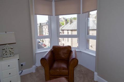 2 bedroom flat to rent, Cleghorn Street, , Dundee
