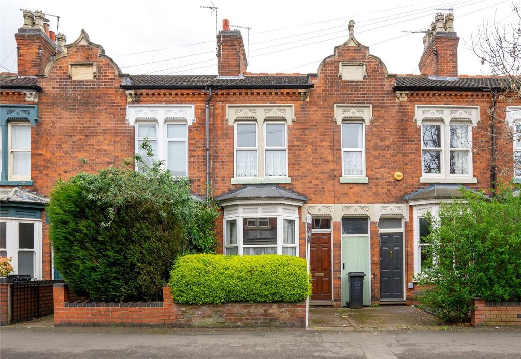 Clarendon Park Road, Leicester LE2 2 bed terraced house for sale £220,000