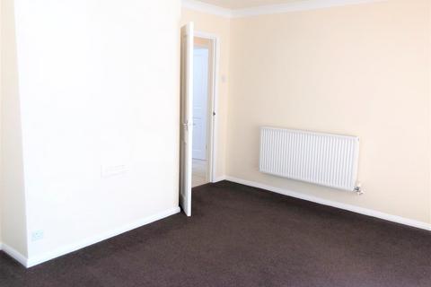 2 bedroom maisonette to rent, Three Corners, Bexleyheath, Kent, DA7