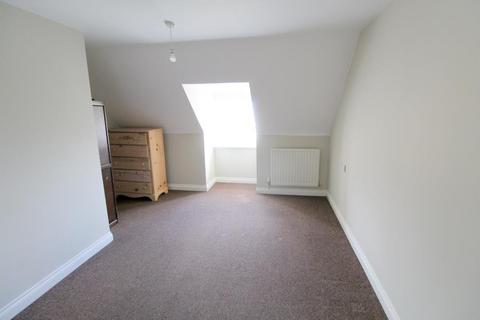 3 bedroom end of terrace house for sale, Scholars Walk, Langley