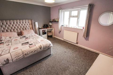 45a Mendip Road, Portishead, Bristol, BS20 6DE