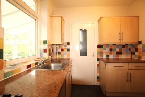 2 bedroom semi-detached house to rent, Barrie Crescent, Sheffield