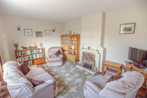 6 Hobbes Close, Malmesbury, SN16 0DA