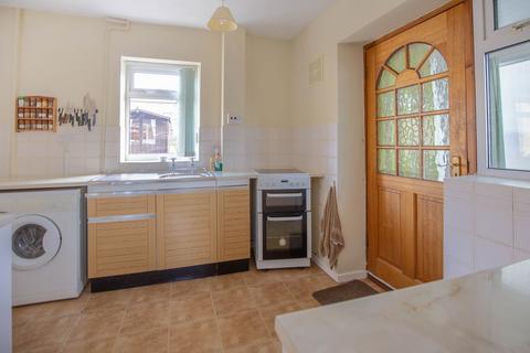 6 Hobbes Close, Malmesbury, SN16 0DA