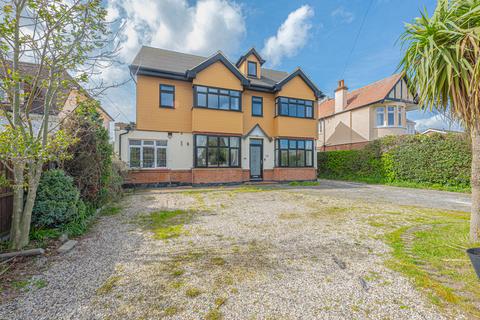 5 bedroom detached house for sale, Cardigan Avenue, Westcliff-on-sea, SS0