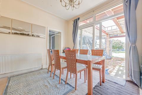 5 bedroom detached house for sale, Cardigan Avenue, Westcliff-on-sea, SS0