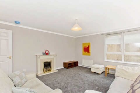 3 bedroom flat to rent, 13, Dicksonfield, Edinburgh, EH7 5NE
