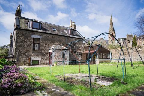 6 Greenfield Place, Dundee, DD1 4JR