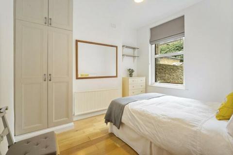 2 bedroom flat to rent, London W9