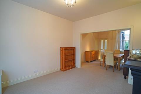 2 bedroom end of terrace house to rent, Manor Road, Leamington Spa, Warwickshire, CV32