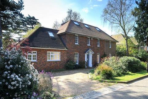 6 bedroom detached house for sale, Ballard Close, Kingston-Upon-Thames, KT2