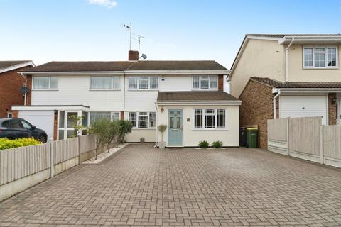 3 bedroom semi-detached house for sale, York Rise, Rayleigh, SS6