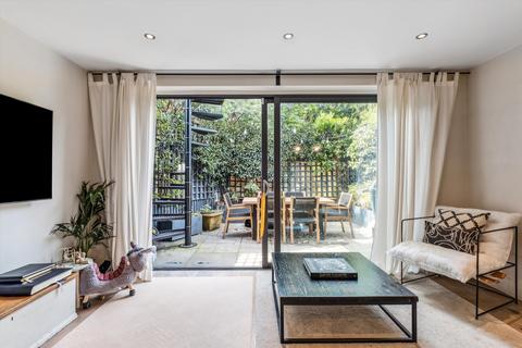 3 bedroom terraced house for sale - Joubert Street, London, SW11