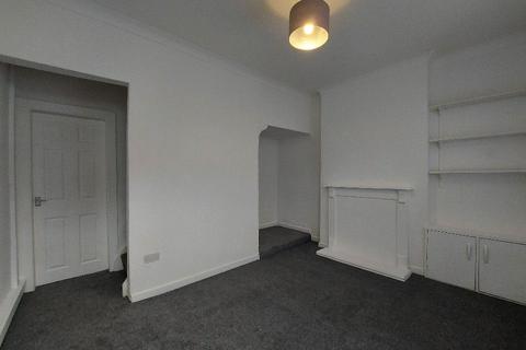 2 bedroom terraced house to rent, Hobart Street, Burnley BB11