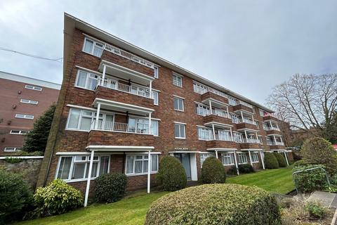 2 bedroom flat for sale - Poole Road, Branksome BH12