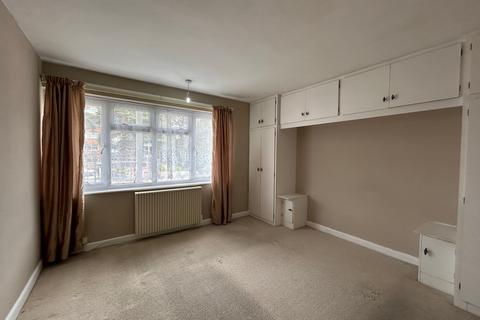 2 bedroom flat for sale, Poole Road, Branksome BH12
