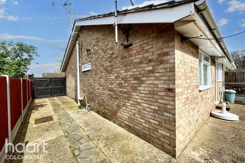 2 bedroom semi-detached bungalow for sale, Belmont Crescent, Colchester