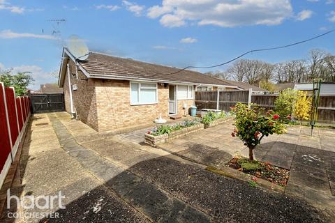 2 bedroom semi-detached bungalow for sale, Belmont Crescent, Colchester