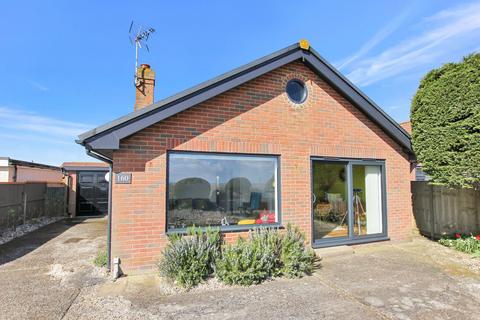 3 bedroom detached bungalow for sale, Coast Drive, Romney Marsh TN29