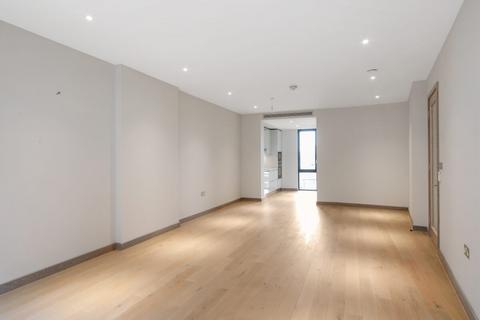 3 bedroom apartment to rent, Ram Quarter London SW18