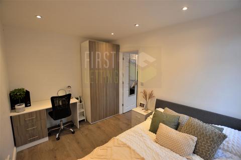 2 bedroom flat to rent, Brentwood Road, Leicester LE2