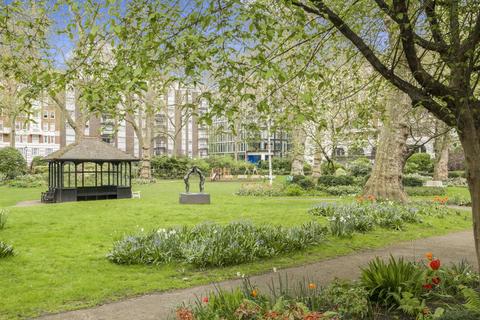 3 bedroom flat for sale, Portman Square, Marylebone