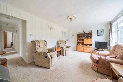 3 bedroom bungalow for sale, Shady Nook, Farnham, Surrey, GU9