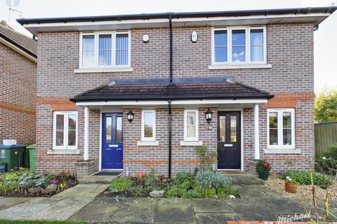 2 bedroom semi-detached house for sale, Jannetta Close, AYLESBURY, HP20 1AE