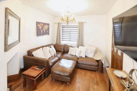 3 bedroom terraced house for sale, Willenhall Road, Willenhall, West Midlands, WV13 3LP