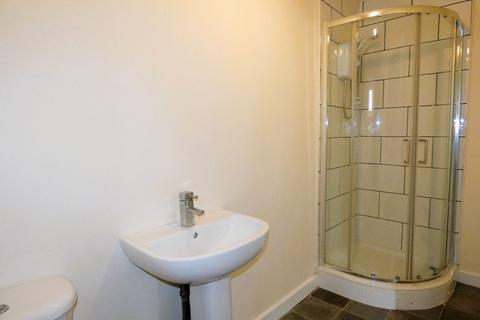 1 bedroom flat to rent, Gildersome, Leeds LS27