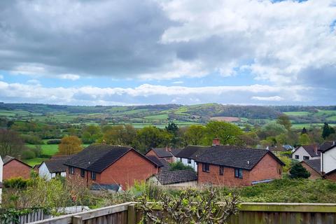 27 Mount View, Colyton, EX24 6RH