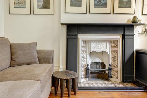 105 The Avenue, London, W13 8JT