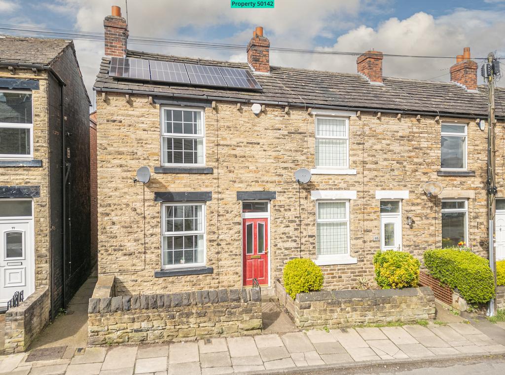 South Parade, Ossett, WF5 2 bed end of terrace house for sale - £175,000