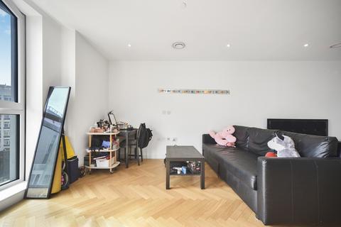 Studio for sale, Southwark Bridge Road London SE1