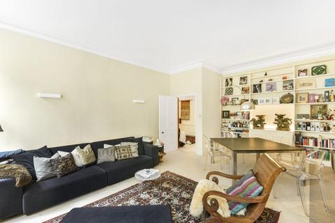 2 bedroom apartment for sale, Ennismore Gardens Knightsbridge SW7