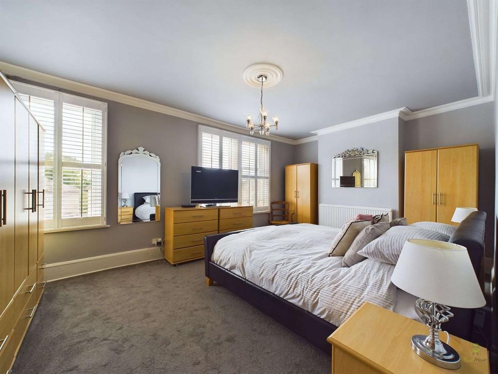 Bedroom 1 (Double)